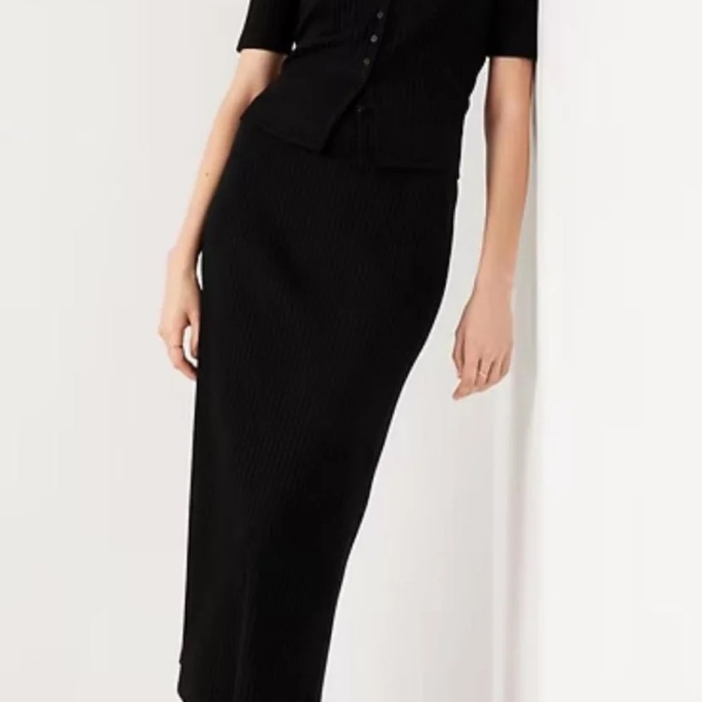 NWT Black Ribbed Midi Skirt L TALL